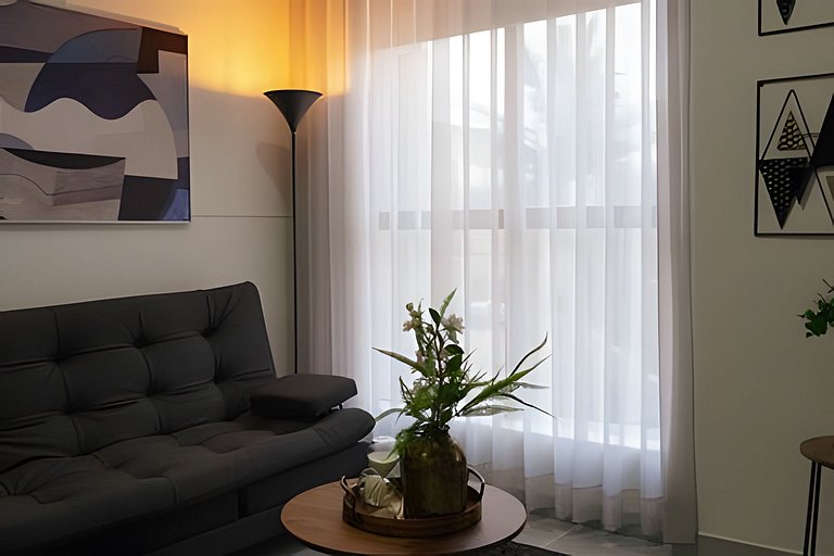 Loft comodo y de lujo con A.C. 205